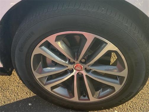 2021 Jaguar F-PACE Base