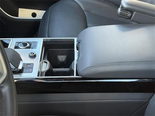 2023 Land Rover Range Rover P530 SE