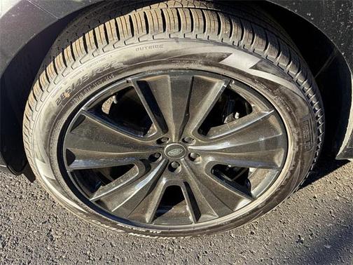 2023 Land Rover Range Rover P530 SE