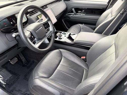 2023 Land Rover Range Rover P530 SE