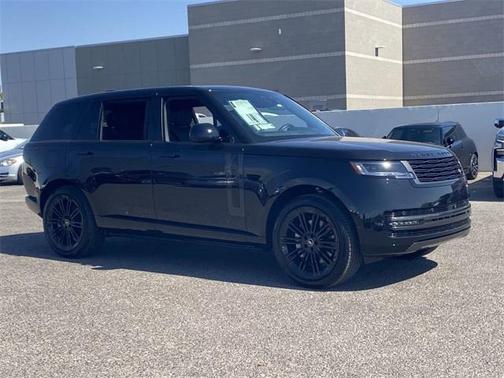 2025 Land Rover Range Rover P400 SE 7 Seat