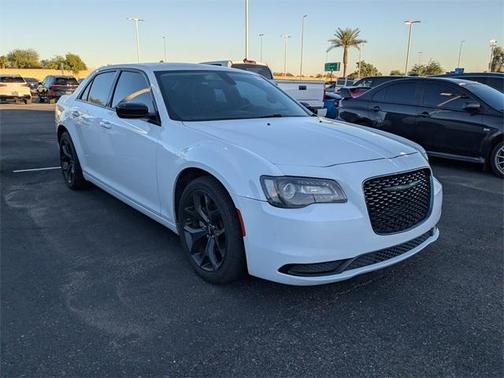 2022 Chrysler 300 Touring
