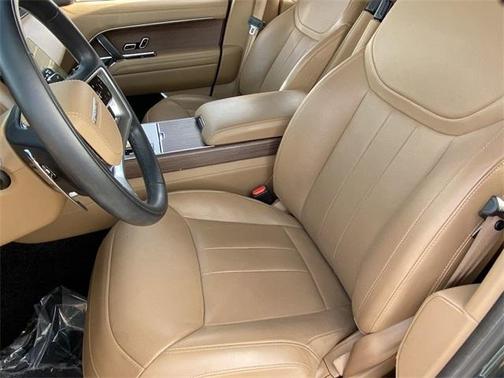 2024 Land Rover Range Rover P530 SE