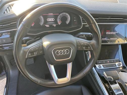 2023 Audi Q7 55 Premium Plus