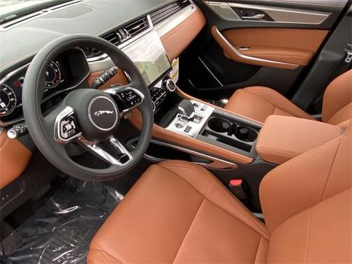 2025 Jaguar F-PACE P400 R-Dynamic S