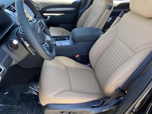 2025 Land Rover Discovery P360 Dynamic SE