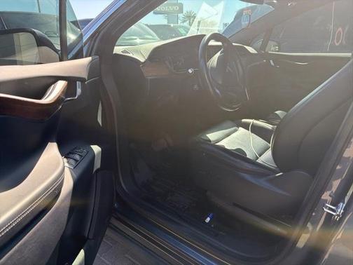 2020 Tesla Model X Long Range