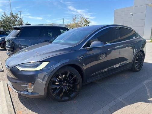 2020 Tesla Model X Long Range