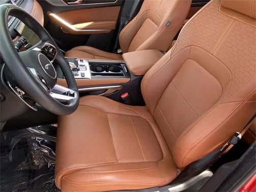 2025 Jaguar F-PACE P250 R-Dynamic S
