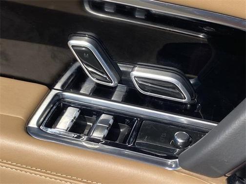 2025 Land Rover Range Rover P400 SE