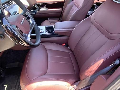 2025 Land Rover Range Rover AUTOBIOGRAPHY