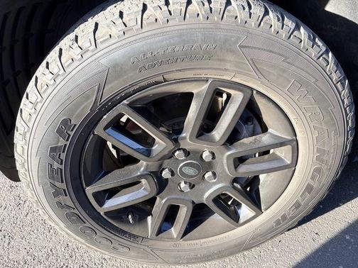 2022 Land Rover Defender 90 X-Dynamic S