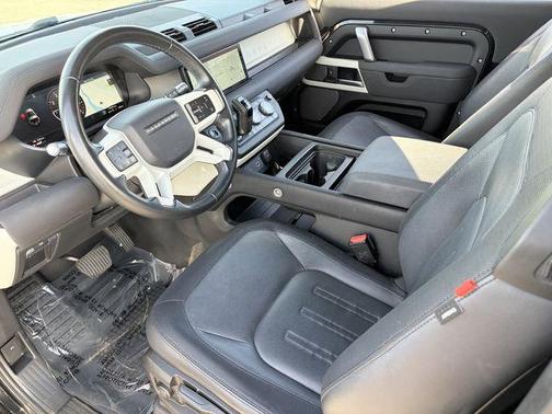 2022 Land Rover Defender 90 X-Dynamic S