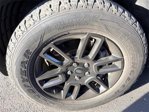 2022 Land Rover Defender 90 X-Dynamic S