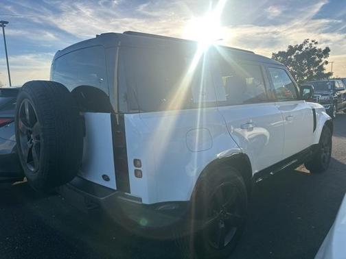 2021 Land Rover Defender 110 X-Dynamic HSE