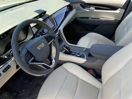 2024 Cadillac XT6 Premium Luxury FWD