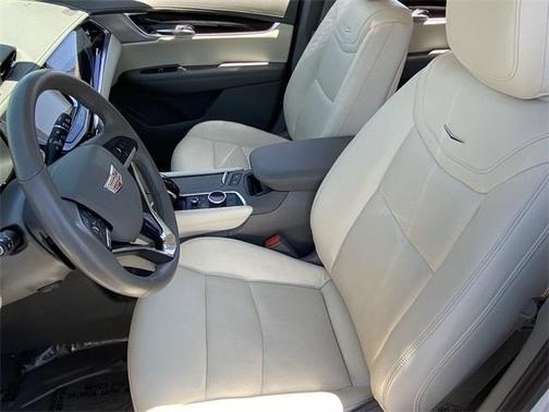 2024 Cadillac XT6 Premium Luxury FWD