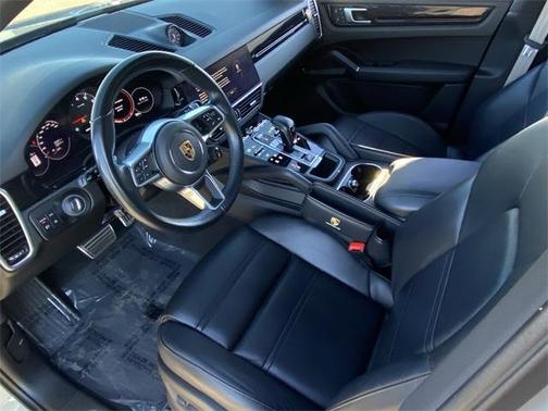 2022 Porsche Cayenne S Coupe AWD