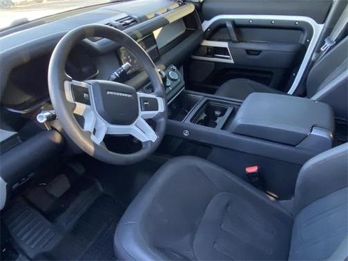 2020 Land Rover Defender 110 SE