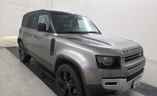2023 Land Rover Defender 110 SE