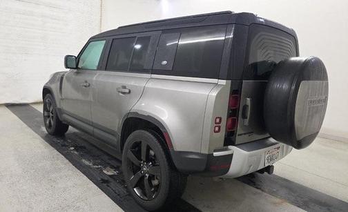 2023 Land Rover Defender 110 SE