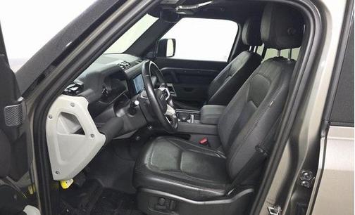 2023 Land Rover Defender 110 SE