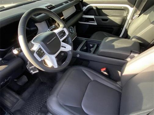 2024 Land Rover Defender S