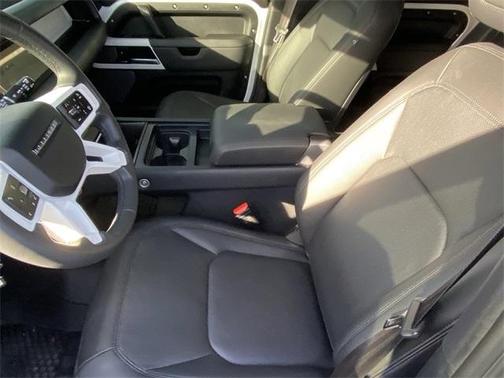 2024 Land Rover Defender S