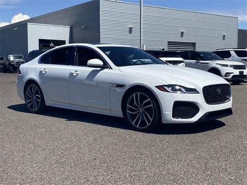 2024 Jaguar XF R-Dynamic SE