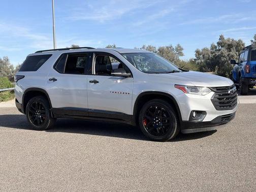 2021 Chevrolet Traverse Premier