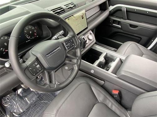 2025 Land Rover Defender P525 V8