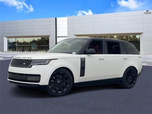 2025 Land Rover Range Rover P615 SV
