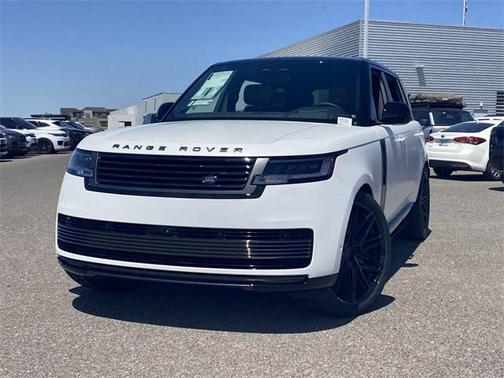 2025 Land Rover Range Rover P615 SV