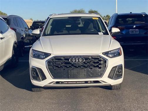 2023 Audi Q5 45 S line quattro Premium