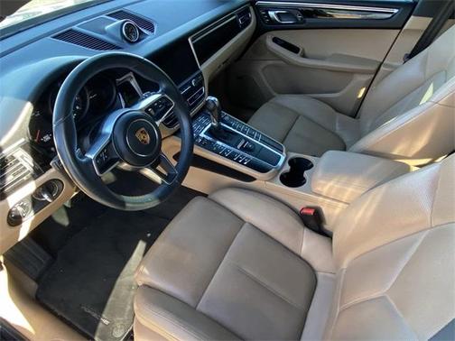 2019 Porsche Macan Base