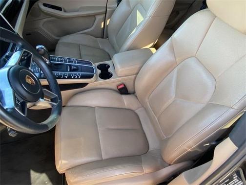 2019 Porsche Macan Base