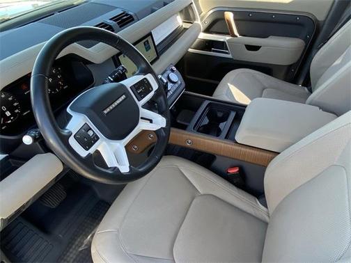 2023 Land Rover Defender 110 S