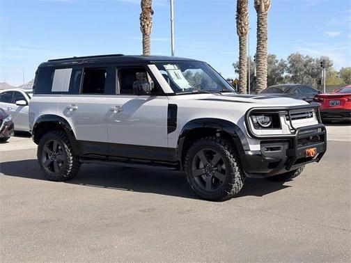 2026 Land Rover Defender P400 X-Dynamic SE