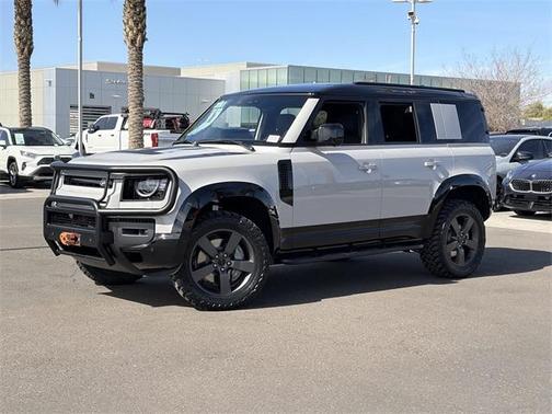 2026 Land Rover Defender P400 X-Dynamic SE