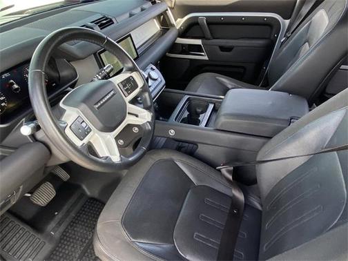 2021 Land Rover Defender 110 SE