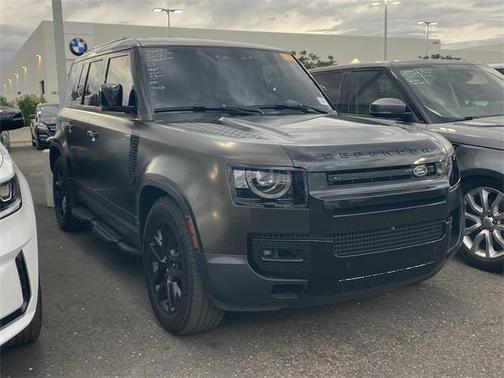 2021 Land Rover Defender 110 SE