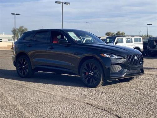 2025 Jaguar F-PACE P400 R-Dynamic S