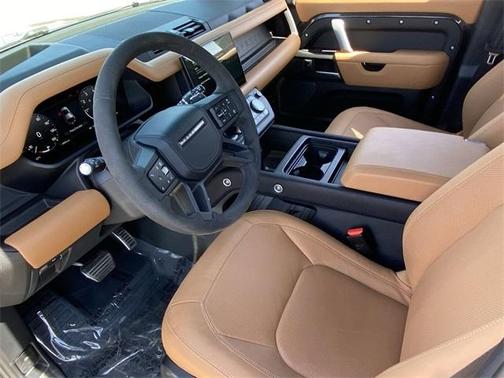 2024 Land Rover Defender P525 Carpathian Edition