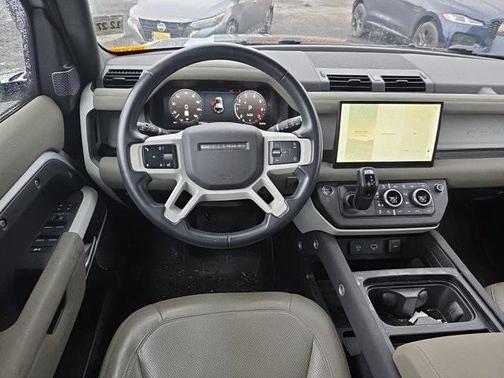 2023 Land Rover Defender 110 S