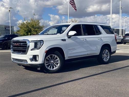 2023 GMC Yukon SLT
