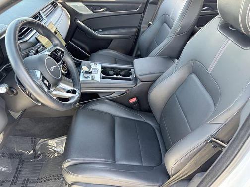 2024 Jaguar F-PACE P250 R-Dynamic S