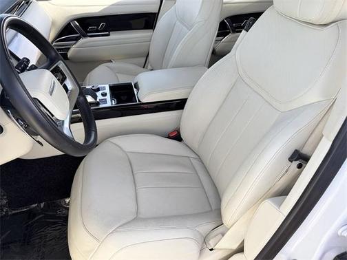 2023 Land Rover Range Rover P530 SE