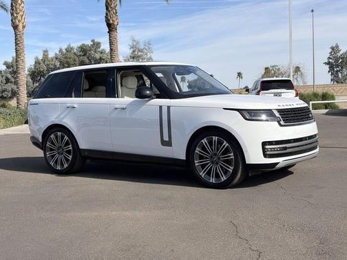 2023 Land Rover Range Rover P530 SE