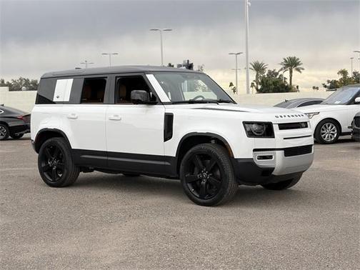 2024 Land Rover Defender P500 SE