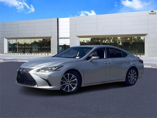 2020 Lexus ES 300h Base